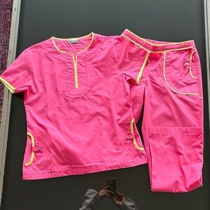 Set of Scrubs Unique Pink